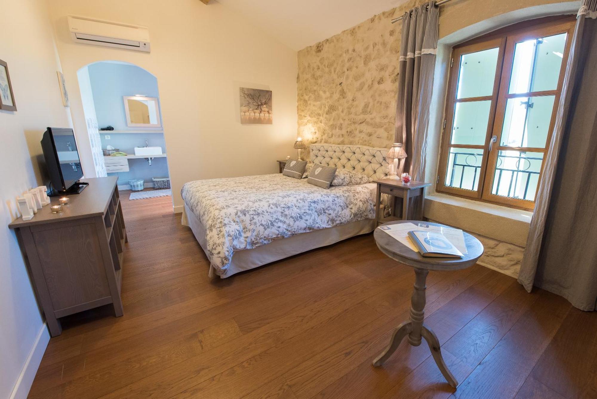Hotel Le Relais De Pigasse Ouveillan Pokoj fotografie